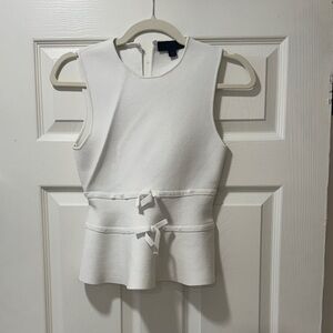 Elegant White Sleeveless Top with Bow